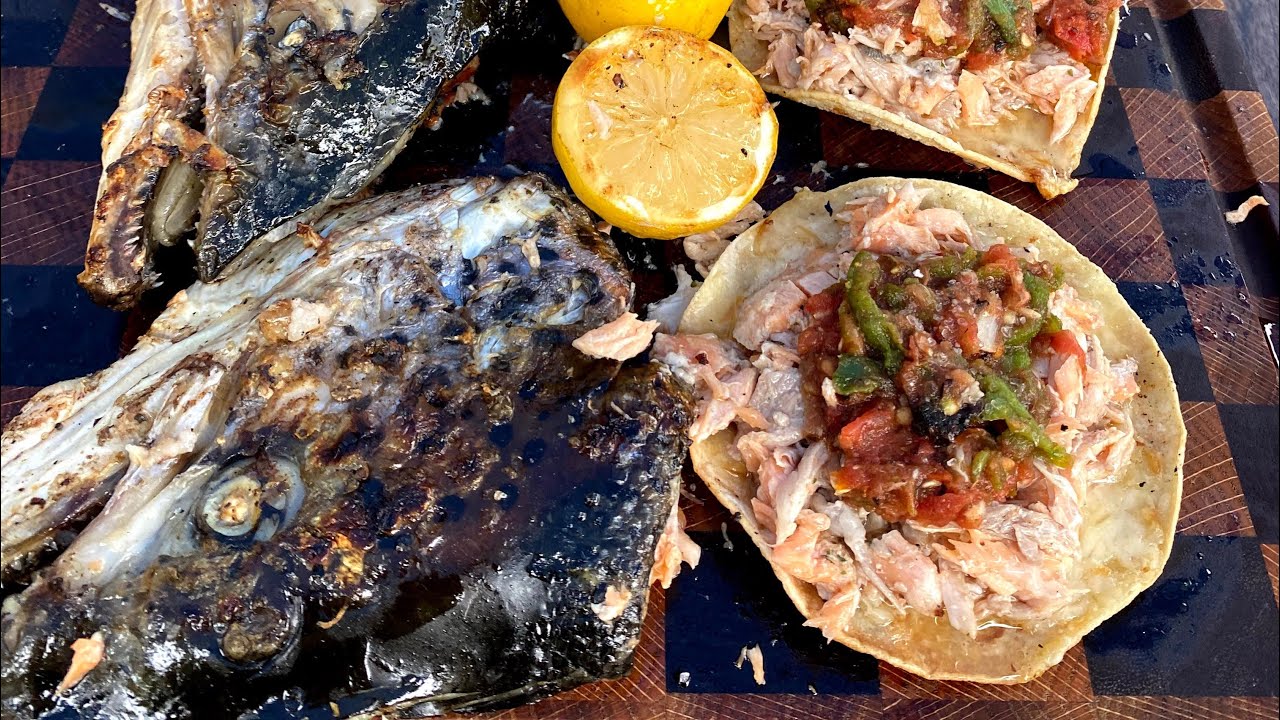 Salmon volcanes (tostadas) YouTube