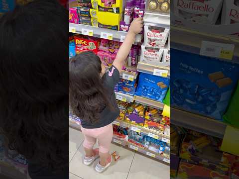 شوشا دايما تختار اغرب شي بالبقالة شوفو شو اختارت 