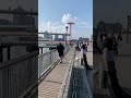 Нью-Йорк.Бруклин.Deno’s Wonder Wheel Amusement Park.вид с пирса на океан.