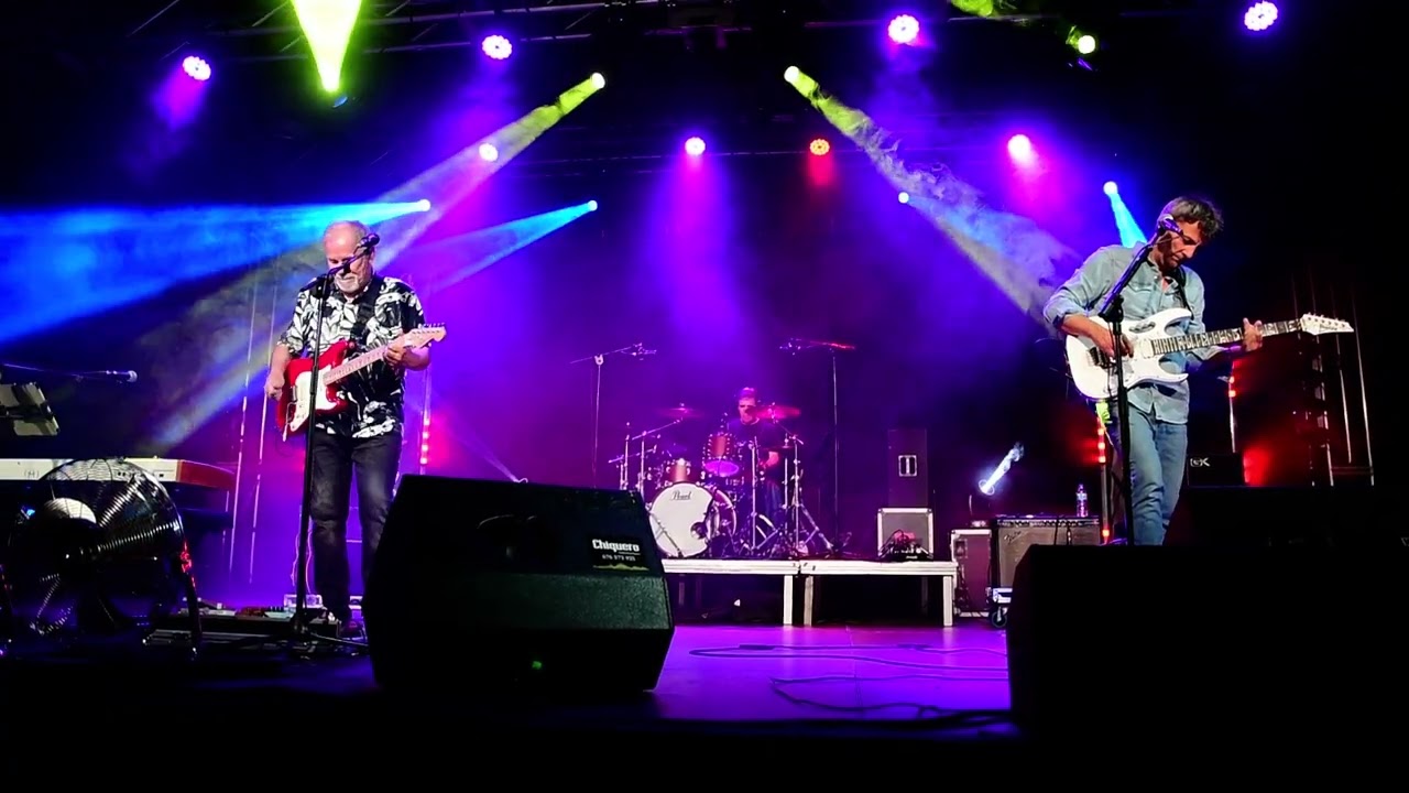 Julio Castejón - Crónica de un tiempo raro (Sala Revi Live, 30-05-2025)