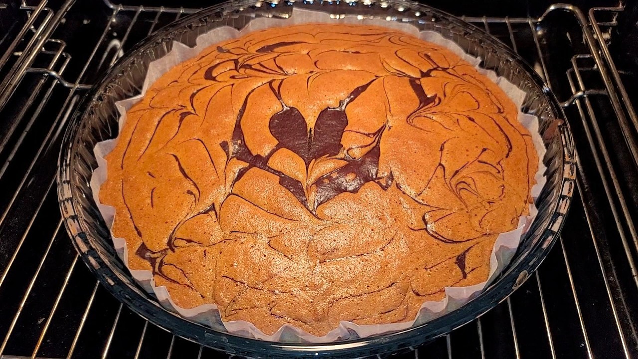 Я этого не ожидала! Узор оказался прекрасным сюрпризом ❤️ Простой рецепт мраморного торта 🍰