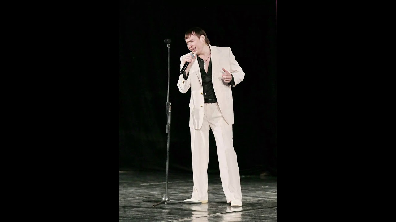 Сухин сола. Владимир Сухин певец. Владимир Сухин музыкант