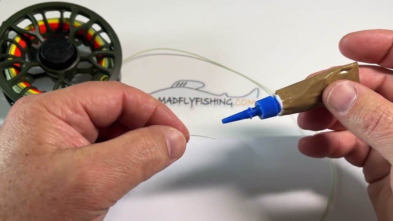 Tippet and fly line connection (fly fishing)
