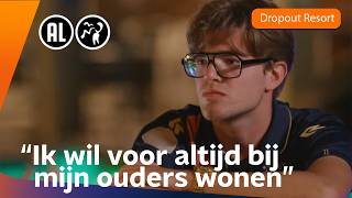 Joep wil zijn HELE LEVEN bij zijn OUDERS WONEN | Dropout Resort