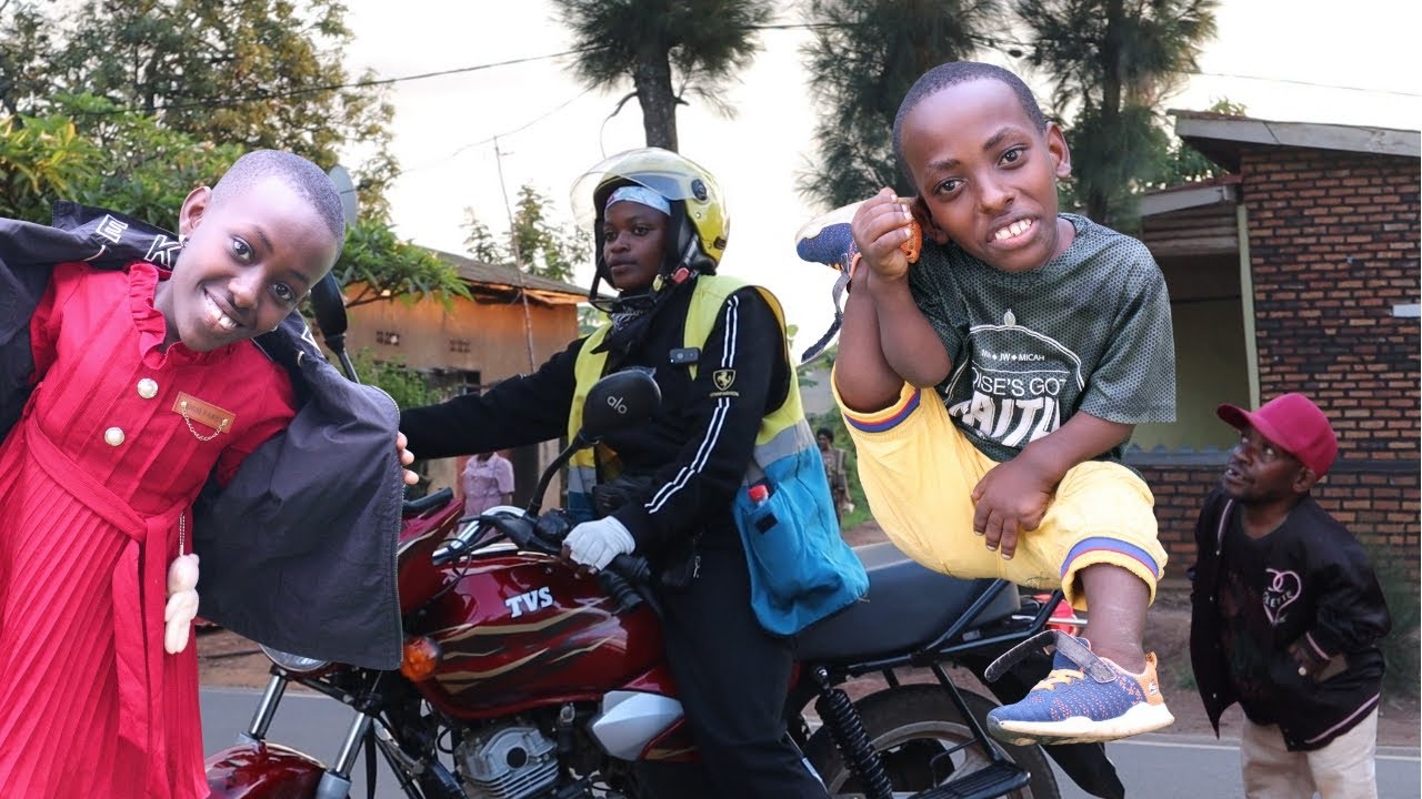 Shakila City Girl❤️ Asuye Sabrine na Mfizi ❤️ ahahuriye na  Papa wabo! Byari urwenya gusa 😂