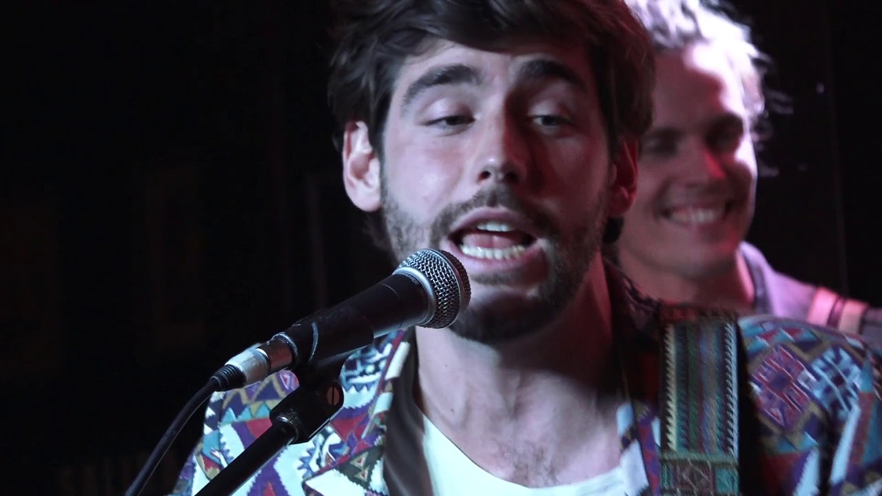 Antonio Hueso de cerca con Álvaro Soler | 