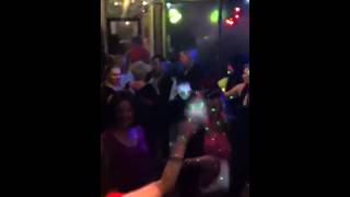 Dunyaya Geldik Bir Kere