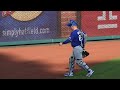 現地映像‼️ドジャースvsフィリーズ第3戦前。居残り練習を続ける3人。レギュラーをかけて生き残りを目指す。このチームならその価値が十分あります。#dodgers #phillies#大谷翔平#山本由伸