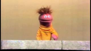 Sesame Street - Forwards And Backwards English