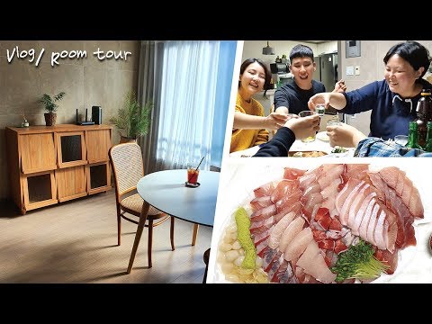 자취방 룸투어 + 셀프 <strong>인테리어</strong> 브이로그 (ft. 준태 <strong>온</strong> 날, 대방어 문어숙회 피자 매운탕 수제비 명란구이 에어프라이어 군고구마 잔치국수 먹방 )