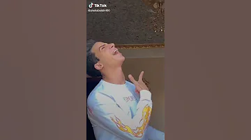 طب اه من صوتك وحلاوتك ده بجد خلاص انا ادمنتك 