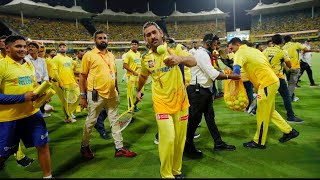 Dhoni Receives A Medal And Gifts Tennis Ball To Csk Fans