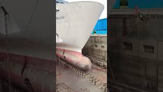 Dock Pt Pal ptpal kapal kapalferry docking surabaya