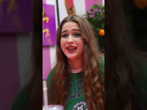 لقد وقعت في حب مصاص دماء حبيبي الجديد مصاص دماء