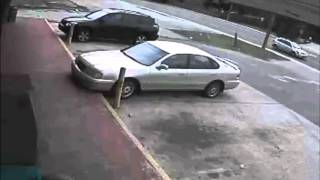 Murder Suspect and Vehicle Sought - Jacksonville, Florida