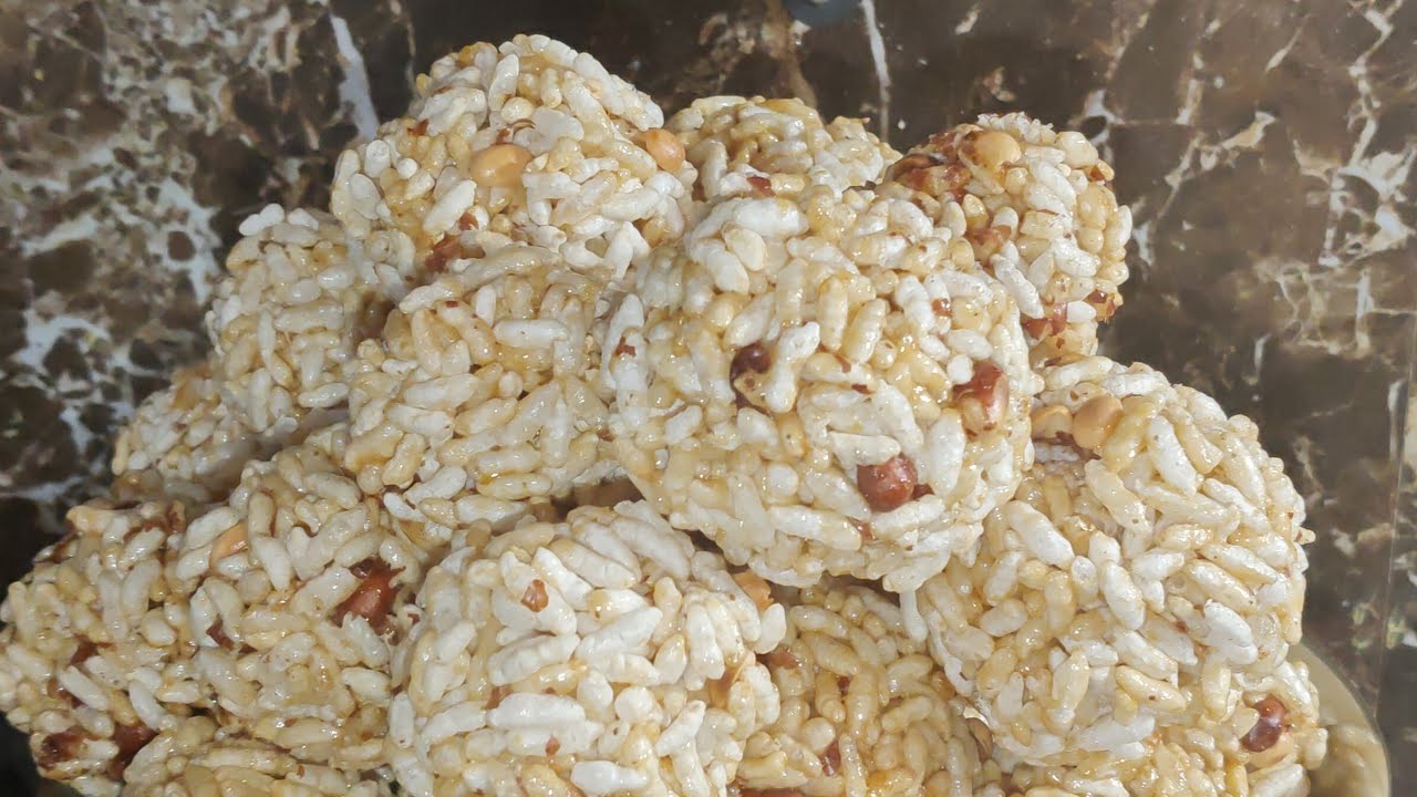 Makar sankranti special, murmura k laddu 😋🤤/