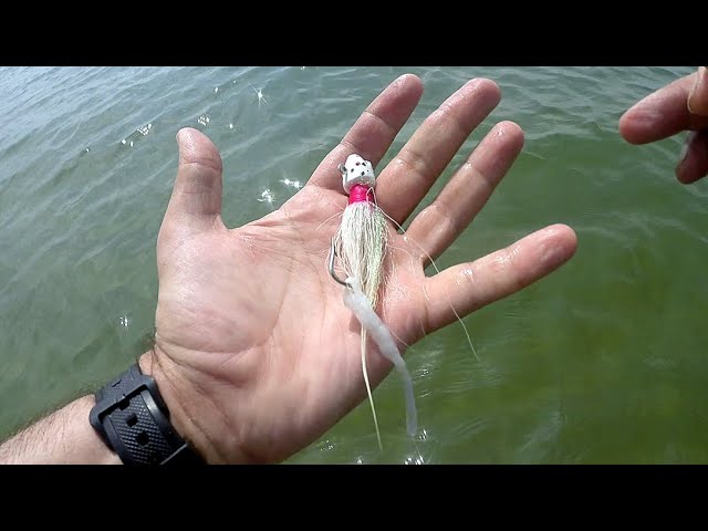 Bucktail Fishing for Bluefish - BUCKTAILING with FELT TRAILERS for