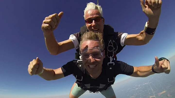 1649 Kenneth Dreyer Skydive at Chicagoland Skydivi...