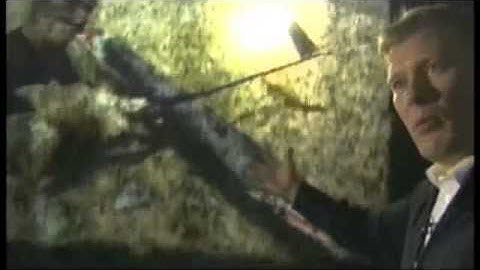 Màn chiếu phun sương trong không khí FogScreen® featured on the Discovery Channel