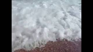 Waves on Stoney Beach screenshot 5