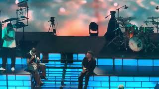 No Me Tires Flores - Alejandro Sanz Feat. Rels B at Live