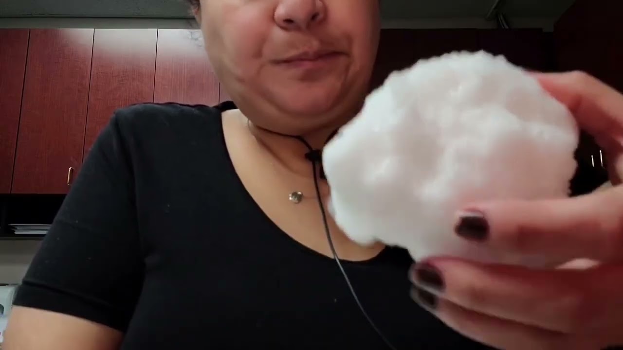 Iclyn ASMR/ Freezer frost chunks 12