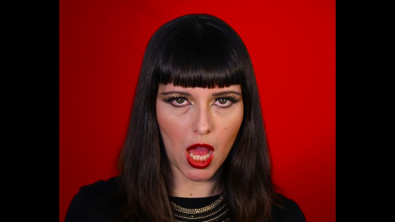 Mesparrow - Ne me change pas - [Official Video Clip]