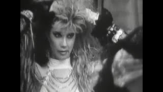 Vixen -  Edge of a broken heart