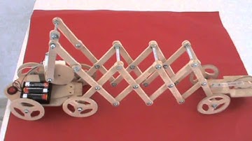 Arahal  Robot gusano tijera  Robot worm scissors  Ramos