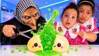 La Sorcière A Coupé Mes Squishy 😱