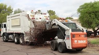 MASSIVE Brush Pile Collection! Heil Durapack 5000 Garbage Truck