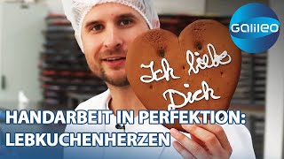 40.000 handgemachte Lebkuchenherzen pro Tag! 2 Tage bei der Lebkuchenproduktion| Galileo | ProSieben