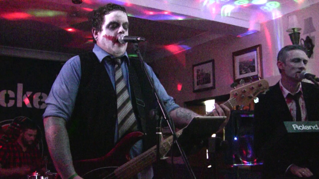 The Rockerteers - Performing QOTSA - No One Knows - LIVE