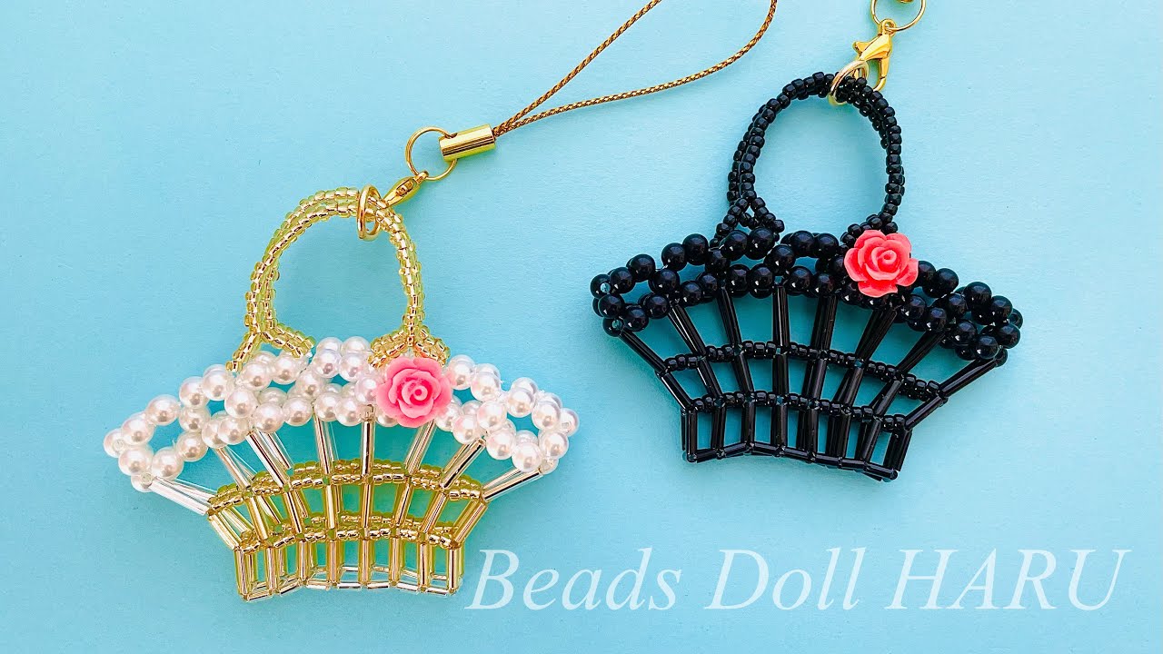 Bag charm with bag motif made from beads - YouTube