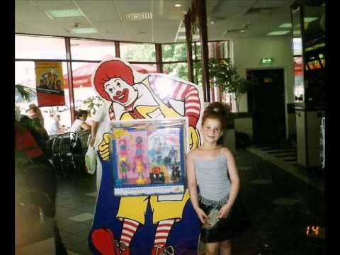 ეძღვნება თეა გოგოხიას ხსოვნას