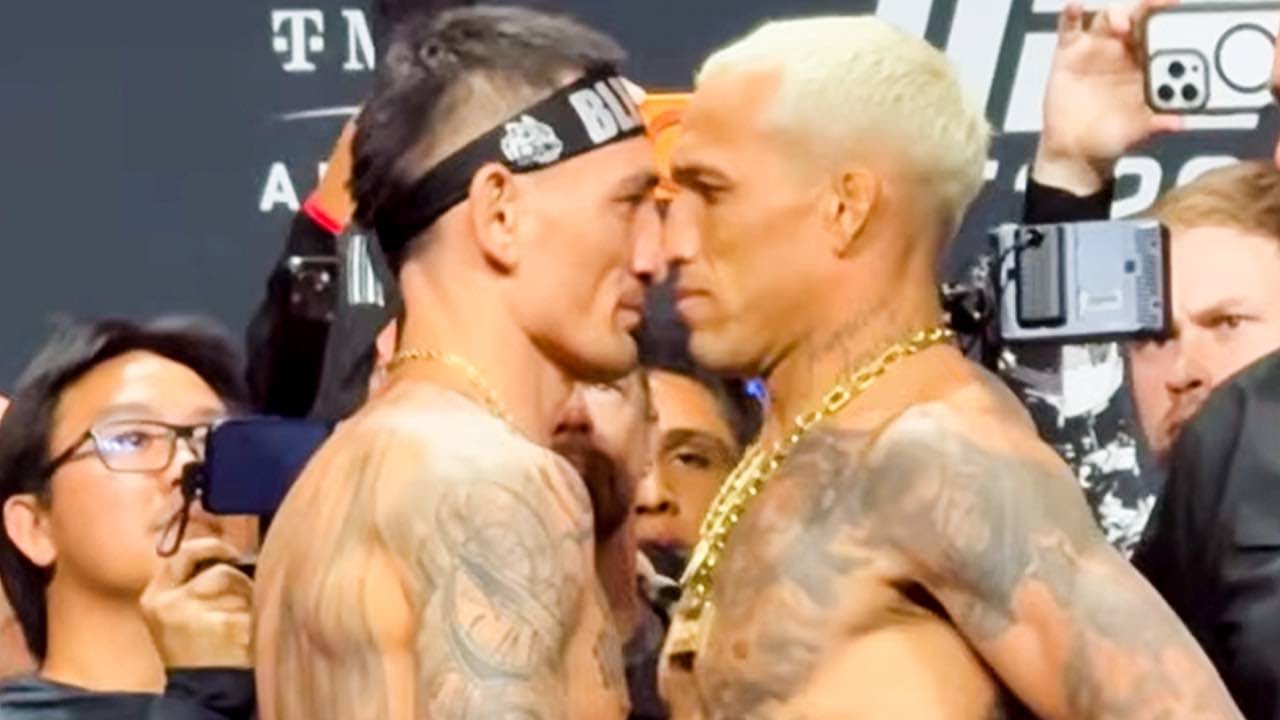 Макс Холлоуэй и Чарльз Оливейра сталкиваются лицом к лицу — напряженная процедура взвешивания и п...