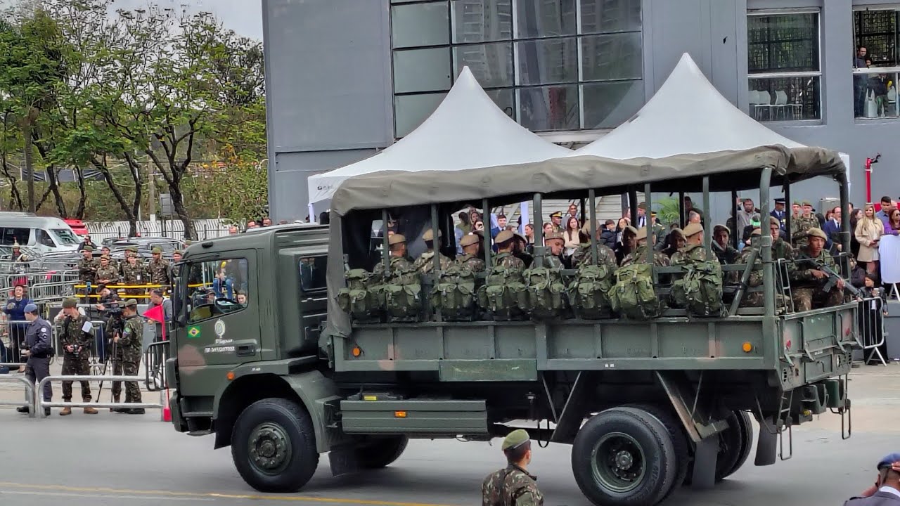  o desfile de 7 setembro em Anhembi fica até o. final Veja que aconteceu em são Paulo 