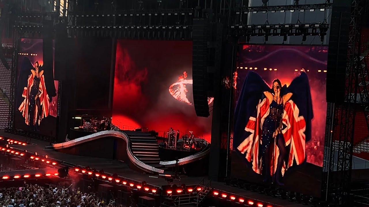 Dua Lipa - Love Again (Anfield - 25/06/2025)