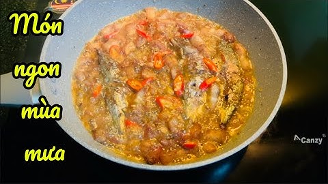 Hết cơm với món thịt ba chỉ kho mắm ngân, đơn giản mà ngon. 