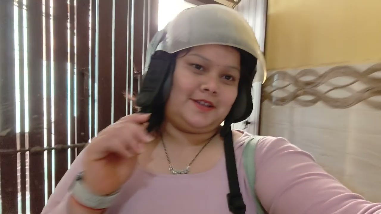 Aaj gayi sarojni maarket pati dev ke shaat 