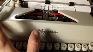 Stunning and snappy- 1965 Olympia SM8 with CURSIVE typeface!