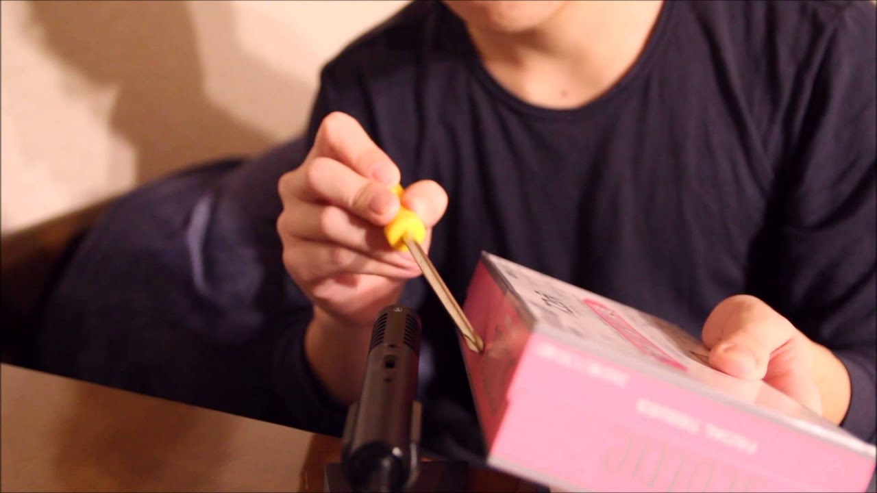 【ASMR】ドライバーでティッシュ箱をこする音♪ rub a tissue box with a driver♪(3D, Ear-to-ear, Whisper, Soft spoken)【音フェチ】