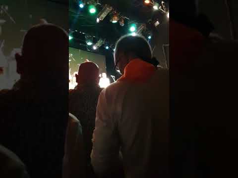 Robert Cray Band - Right Next Door (Because Of Me)
