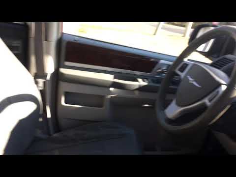 2010 Chrysler Town Country Interior