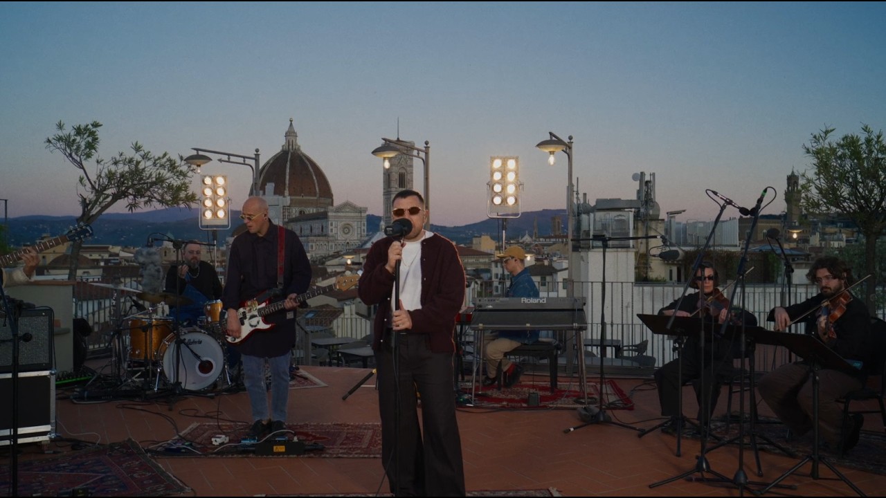 Watch Coez - Faccio un casino (From The Rooftop 3) on YouTube Watch Coez - Faccio un casino (From The Rooftop 3) on YouTube