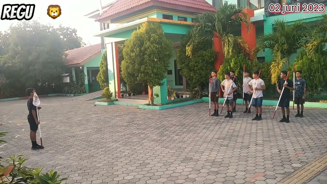 Latihan Kolone Bertongkat || aba-aba menggunakan suara dan Peluit.