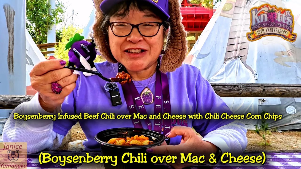 Boysenberry Infused Beef Chili over Mac and Cheese:  2025 Knott's Boysenberry Festival