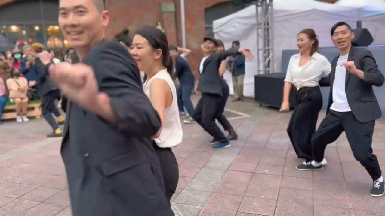 最流行的社交舞，人人都能跳的搖擺舞是什麼（1分鐘懶人包）What Is Swing Dance? | 台灣最友善搖擺舞團