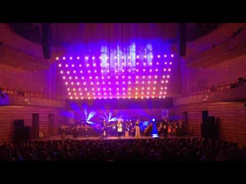 Hooverphonic with Orchestra