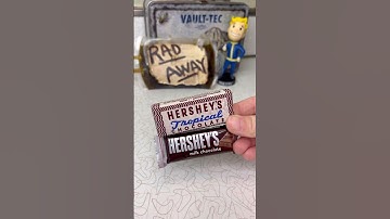 Opening & Comparing 70 Year Old Hershey’s Bar to Present Day Chocolate Bar!